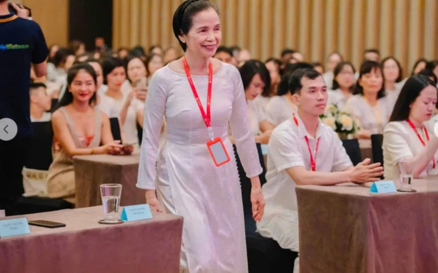 Lớp học của Yoga Thy Hường